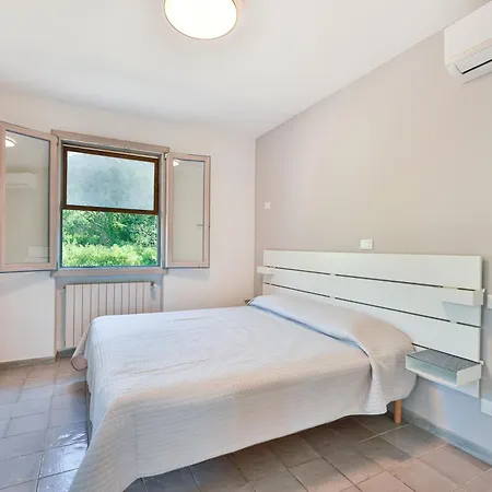 Villa Lorenzo - Goelba Nisporto