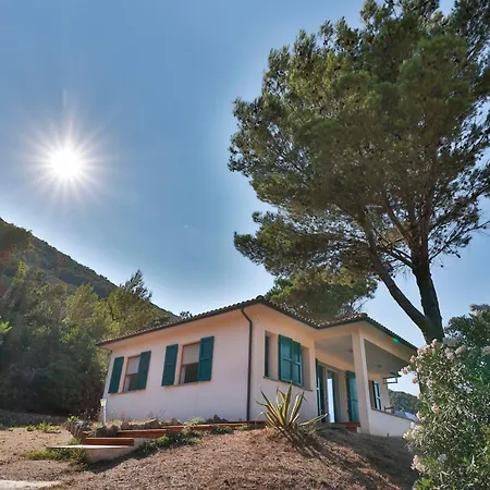 Villa Lorenzo - Goelba Nisporto