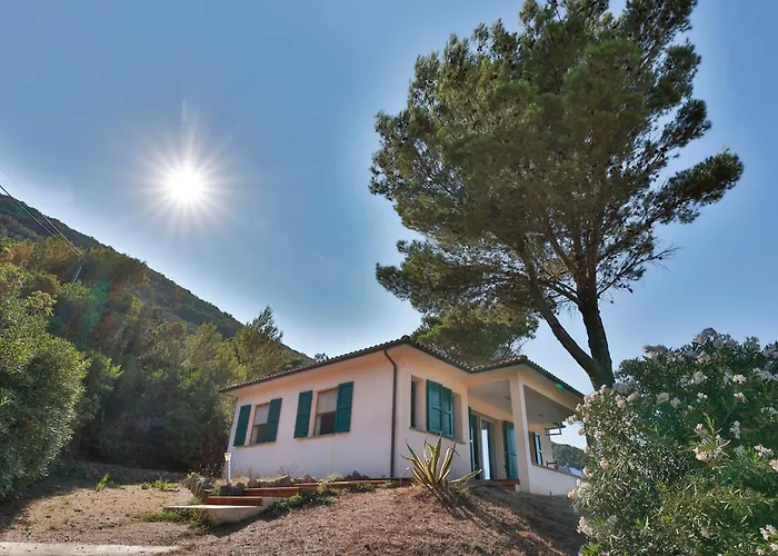 Villa Lorenzo - Goelba Nisporto