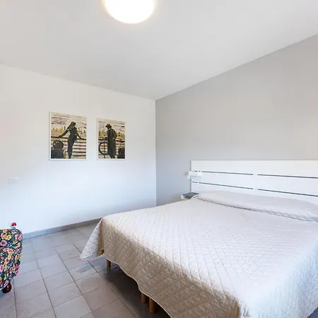 Lorenzo - Goelba Nisporto