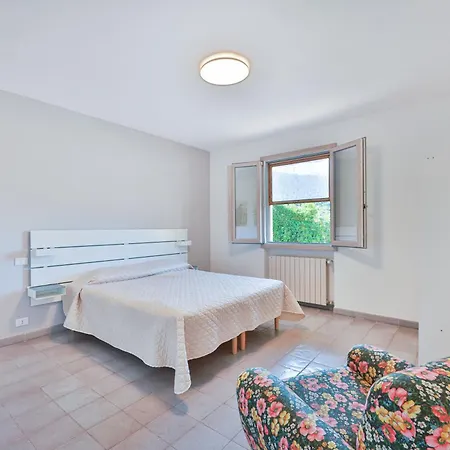 Lorenzo - Goelba * Nisporto